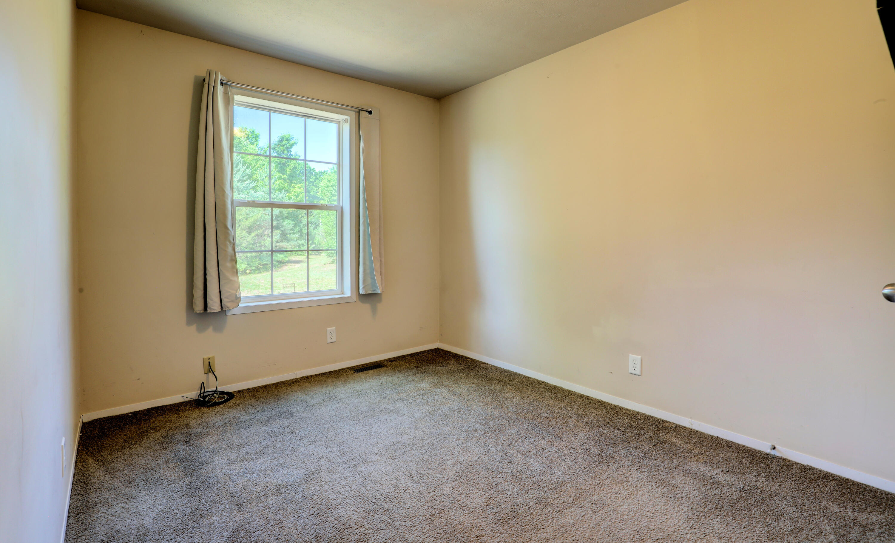 3921 Woodman Road South Boardman, MI 49680 - Photo 31 of 48 Bedroom 2