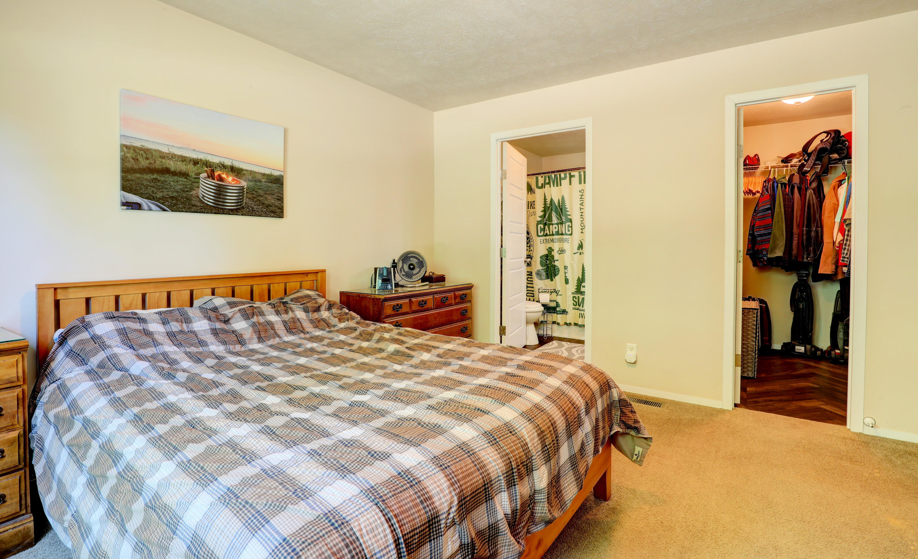 3921 Woodman Road South Boardman, MI 49680 - Photo 35 of 48 Primary Bedrrom