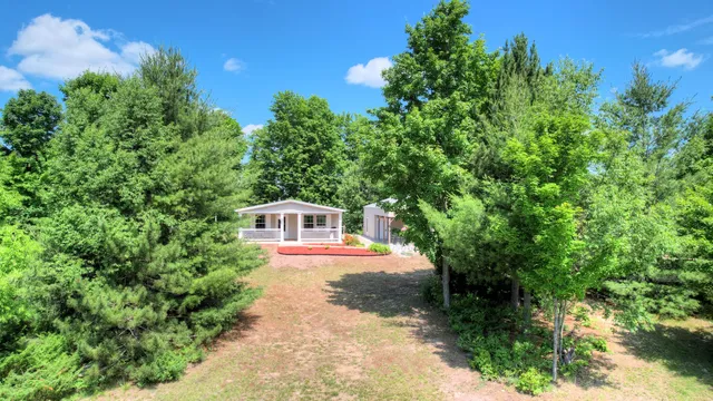 $264,900 | 3921 Woodman Road, South Boardman, MI 49680