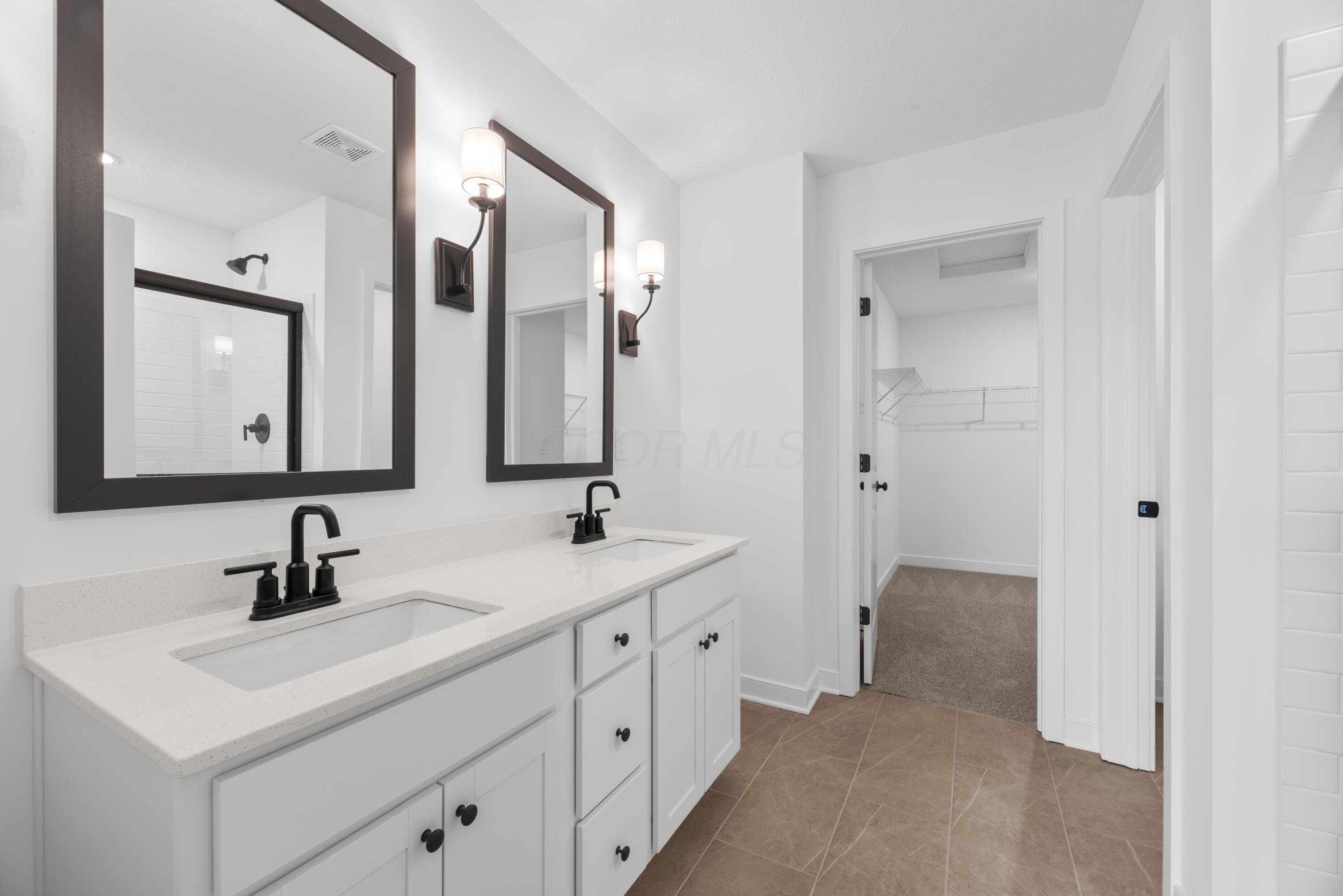 15831 King Road Howard, OH 43028 - Photo 22 of 39 PRIMARY BATH