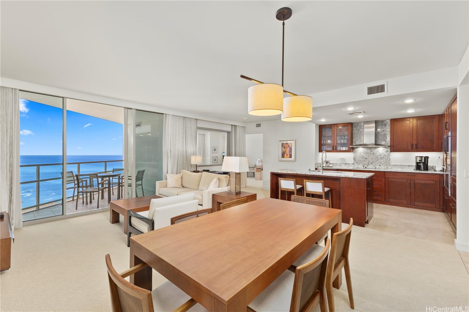 223 Saratoga Road, Unit 2706 Honolulu, HI 96815 - Photo 2 of 25