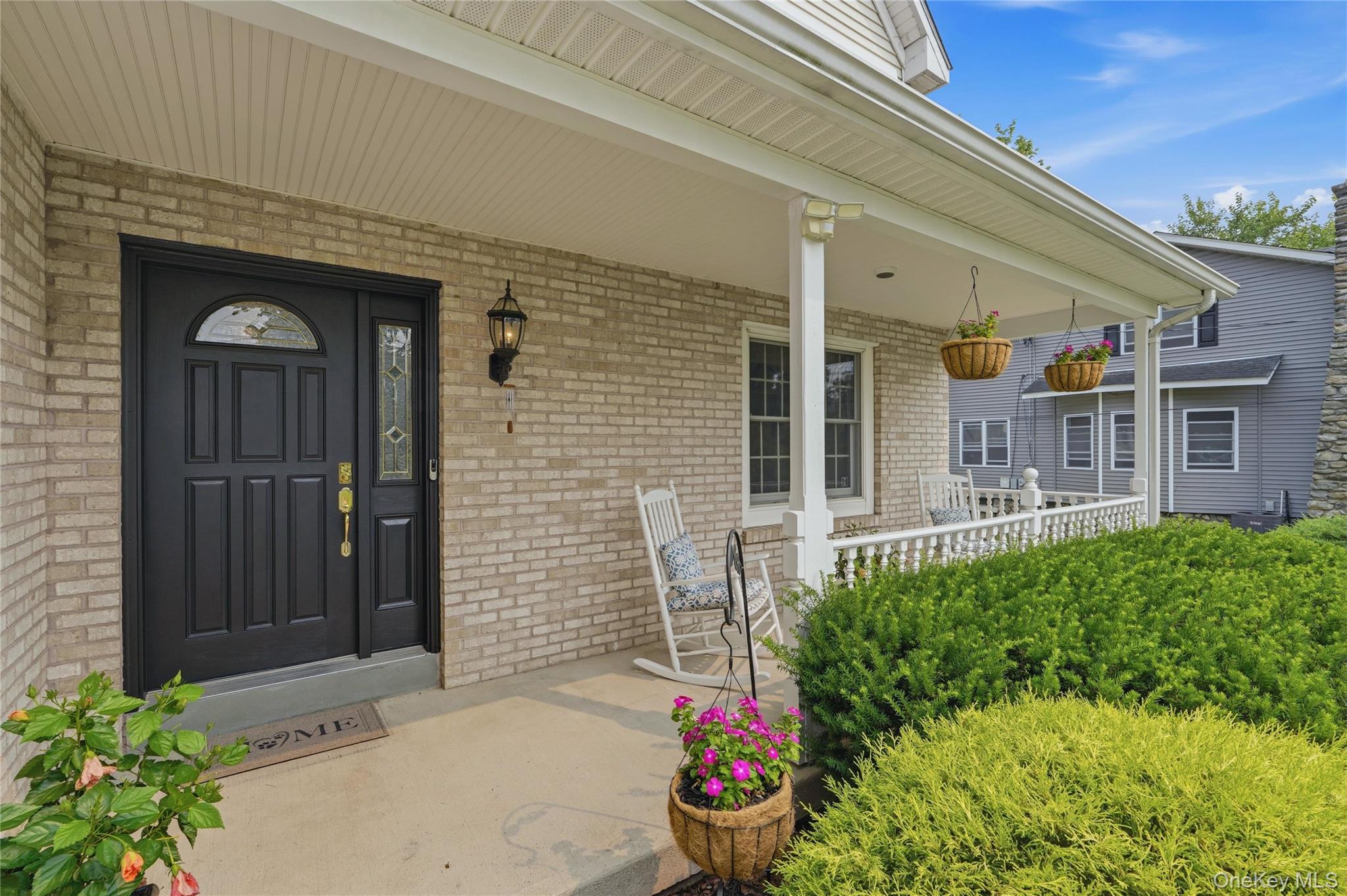 302 Lakeside Road Newburgh, NY 12550 - Photo 4 of 42 Gallery Image 4
