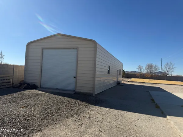 $329,995 | 66326 65th Street, Salome, AZ 85348