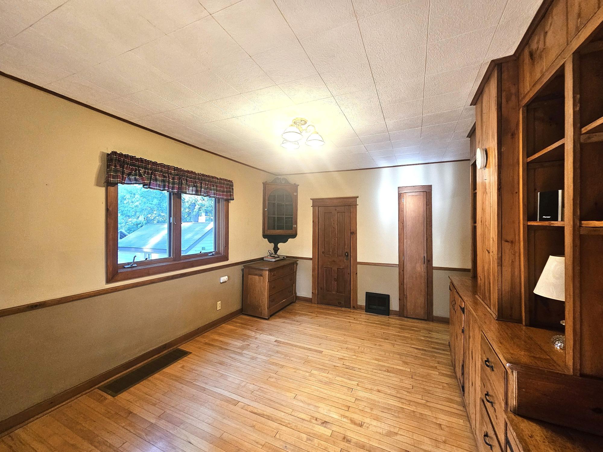 11856 N Dupont Road Hurley, WI 54534 - Photo 6 of 31 Gallery Image 6