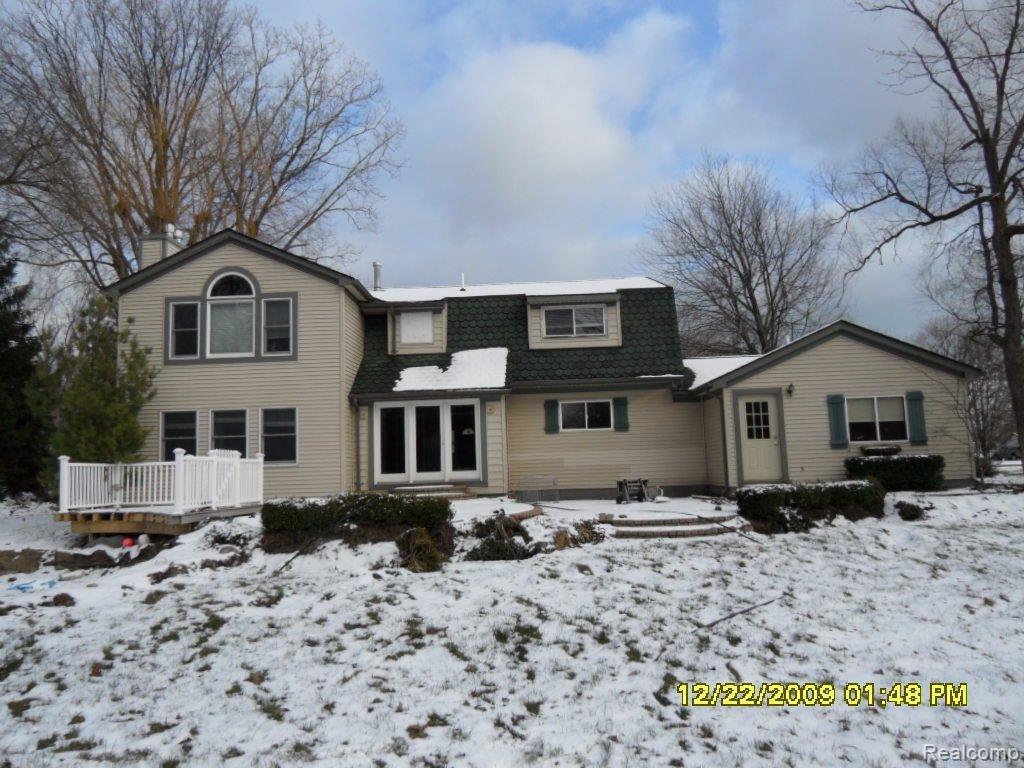50329 Sass Road New Baltimore, MI 48047 - Photo 13 of 14 rear