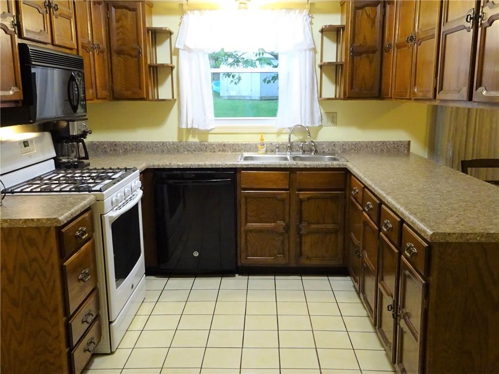 425 Stilley Road Jefferson Hills, PA 15025 - Photo 6 of 25 Gallery Image 6