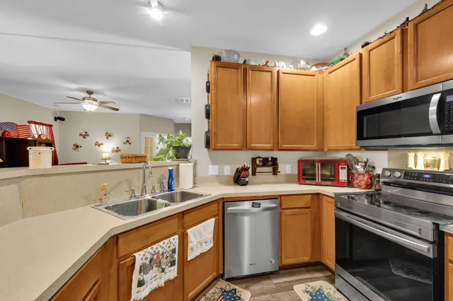 $399,000 | 542 Brick Barn Lane, Goose Creek, SC 29445