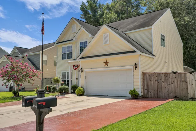 $399,000 | 542 Brick Barn Lane, Goose Creek, SC 29445