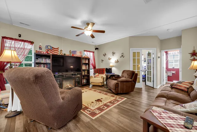 $399,000 | 542 Brick Barn Lane, Goose Creek, SC 29445