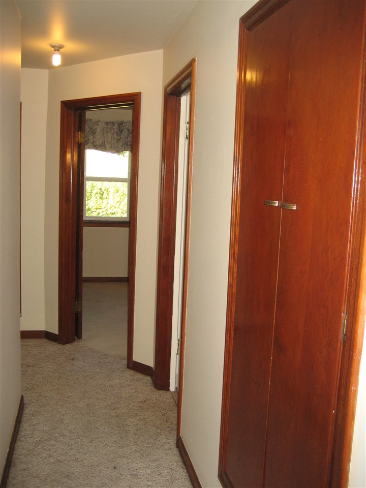 2216 North Girard Road Spokane Valley, WA 99212 - Photo 9 of 20 Gallery Image 9