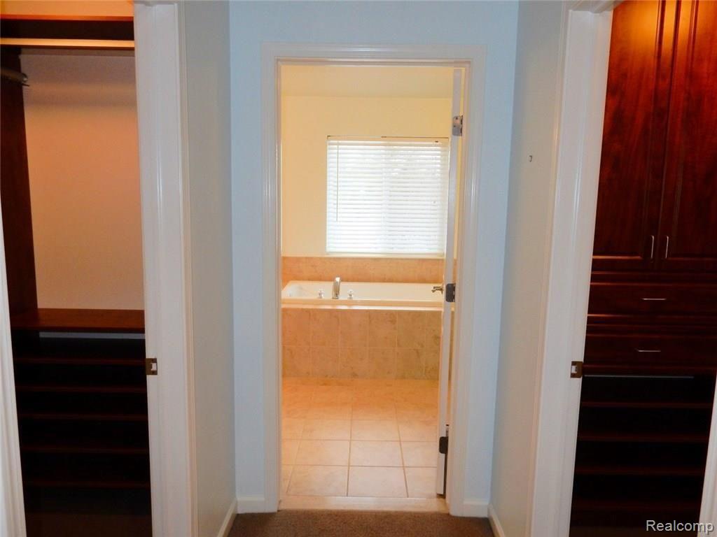 3382 Everett Drive Rochester, MI 48307 - Photo 43 of 92 MasterBedroom (4) (Large).JPG