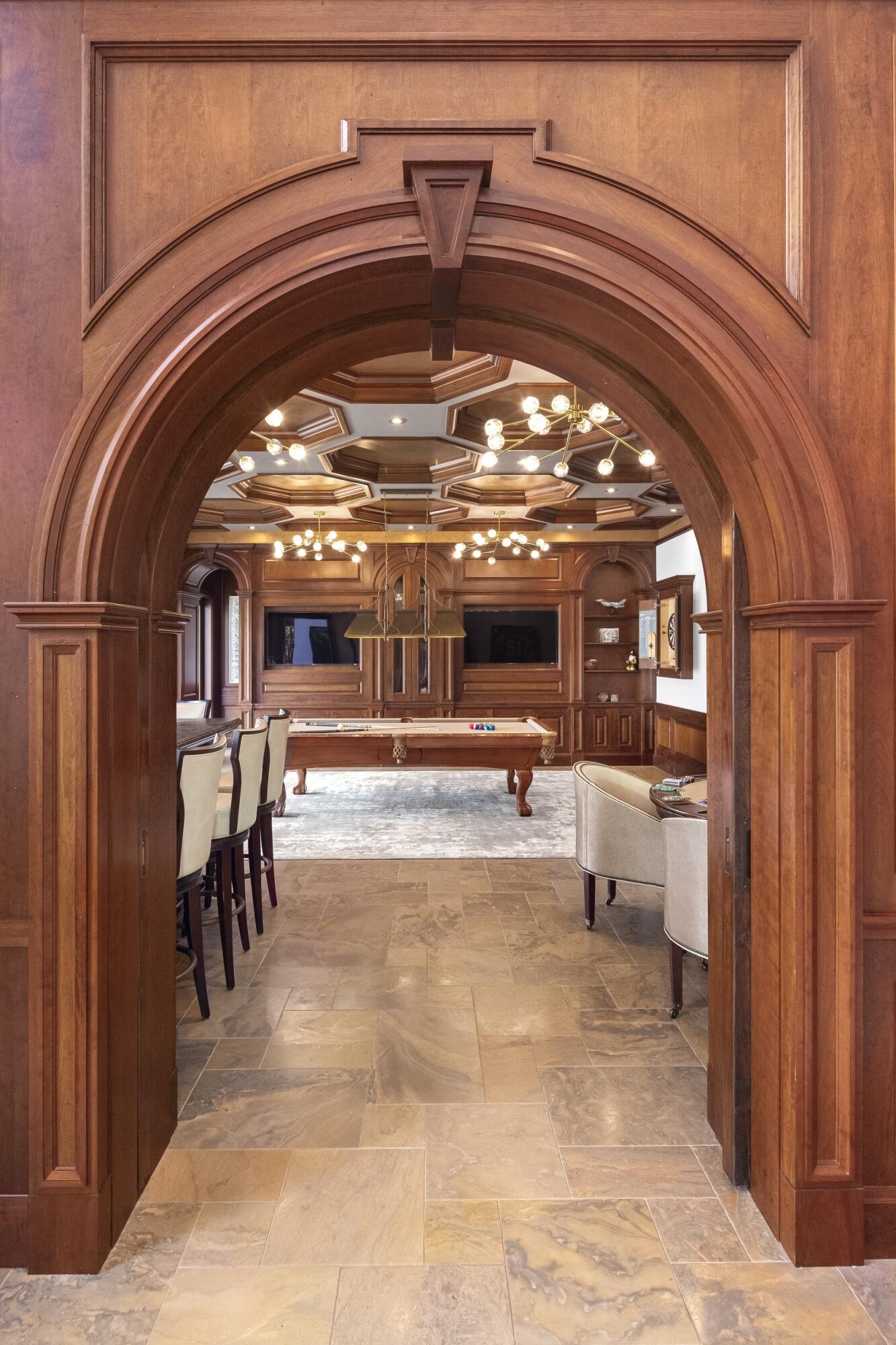 2325 Northeast 27th Street Lighthouse Point, FL 33064 - Photo 14 of 73 Hallway 1