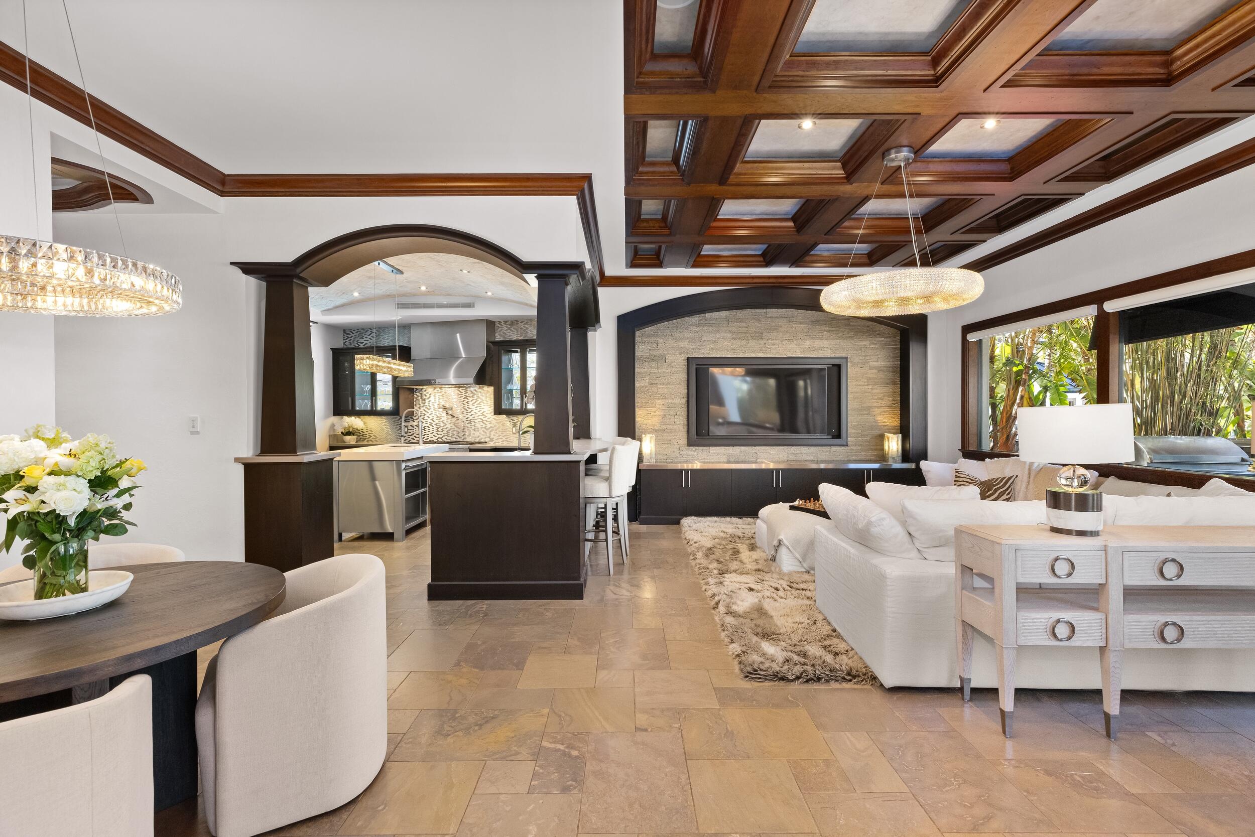 2325 Northeast 27th Street Lighthouse Point, FL 33064 - Photo 19 of 73 Family Room 4