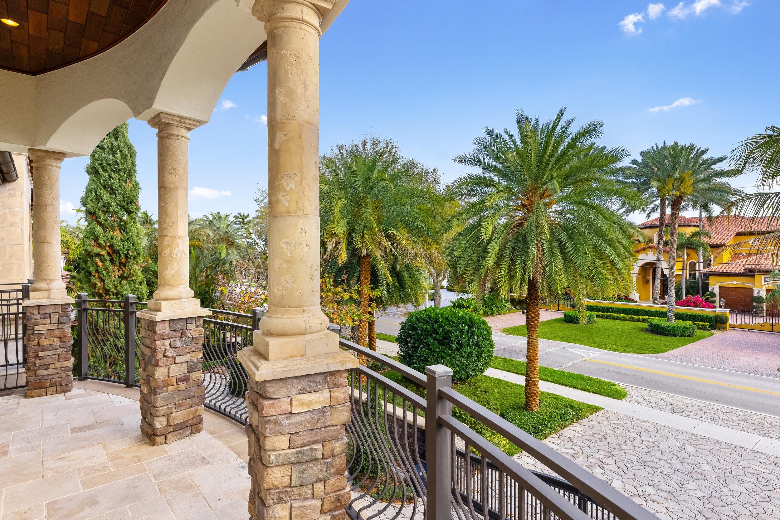 2325 Northeast 27th Street Lighthouse Point, FL 33064 - Photo 45 of 73 Terrace 4