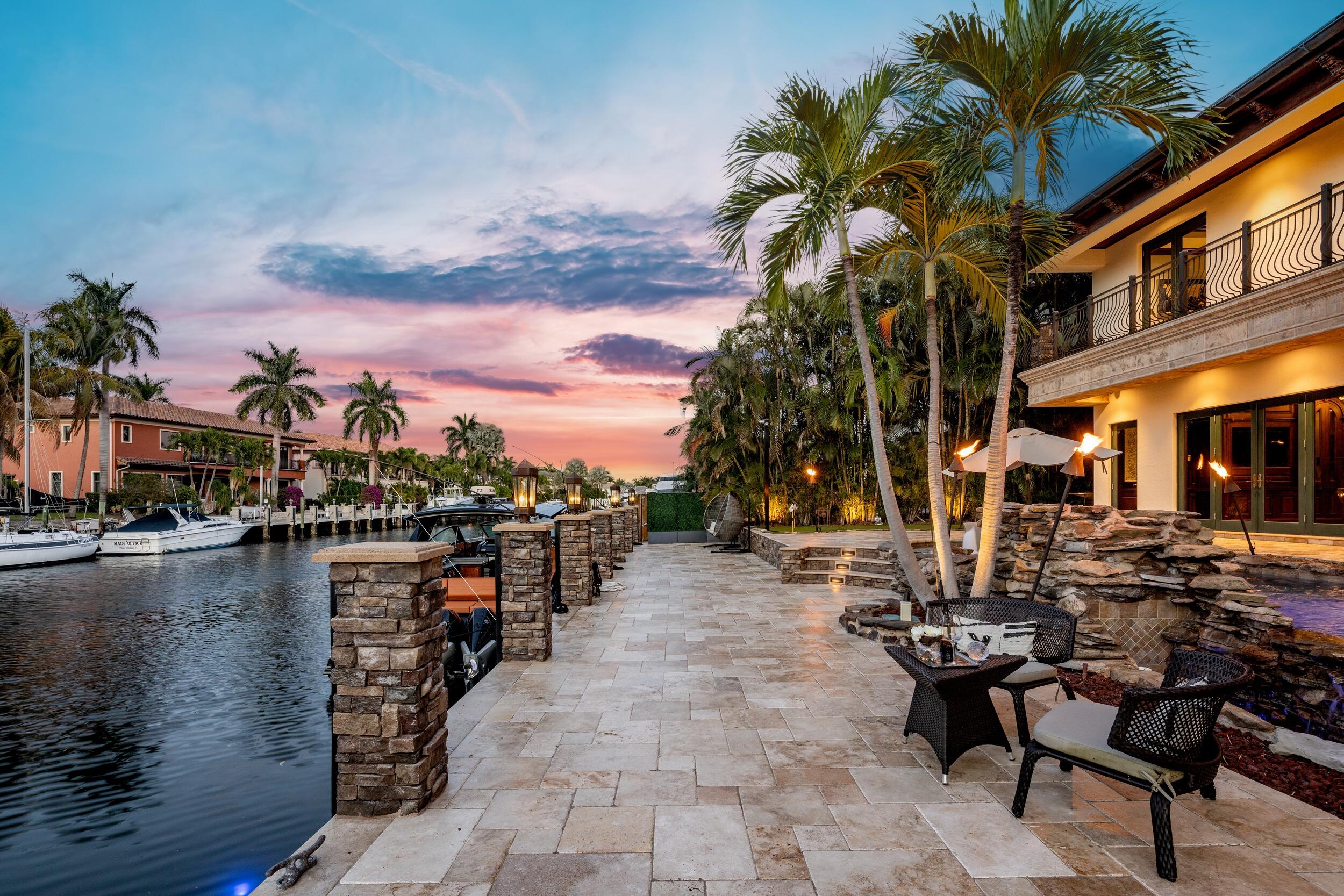 2325 Northeast 27th Street Lighthouse Point, FL 33064 - Photo 64 of 73 Twilight 11