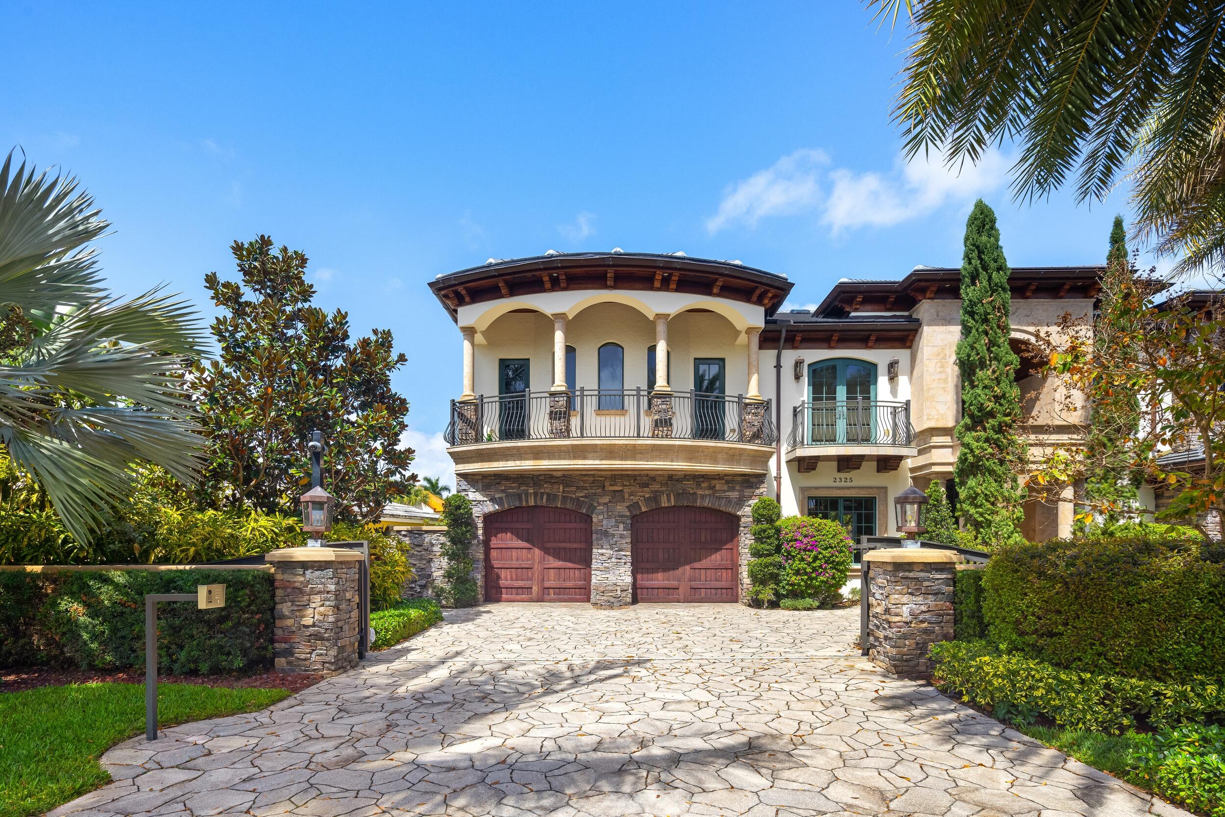 2325 Northeast 27th Street Lighthouse Point, FL 33064 - Photo 72 of 73 Front 1