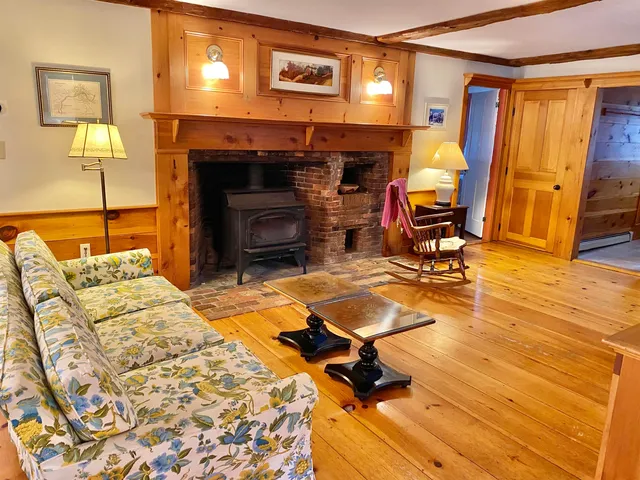 $5,200 | 867 Quaker Street, Henniker, NH 03242