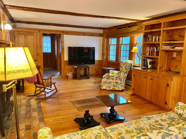 $5,200 | 867 Quaker Street, Henniker, NH 03242