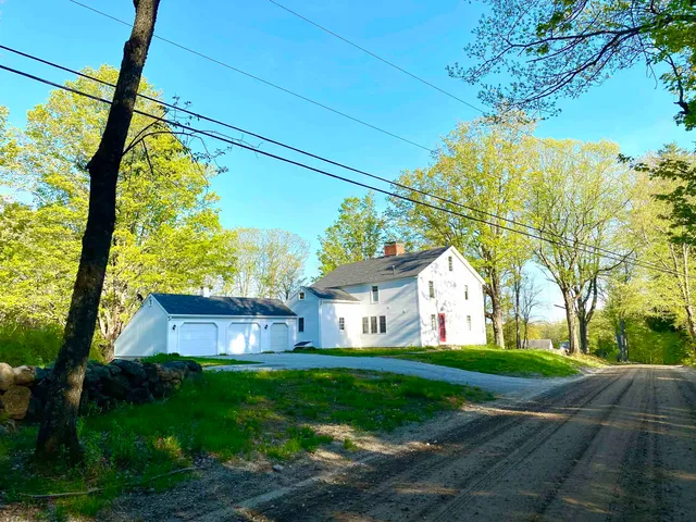 $5,200 | 867 Quaker Street, Henniker, NH 03242