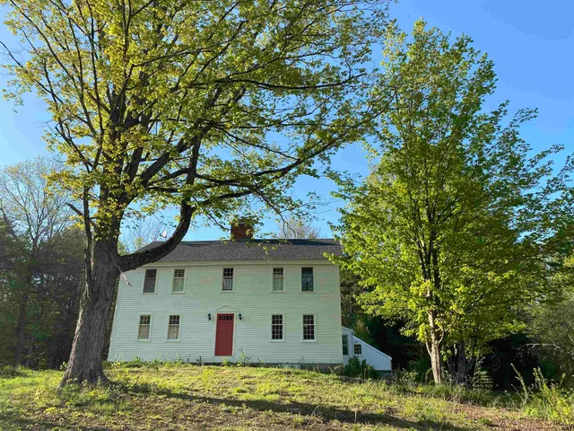 $5,200 | 867 Quaker Street, Henniker, NH 03242