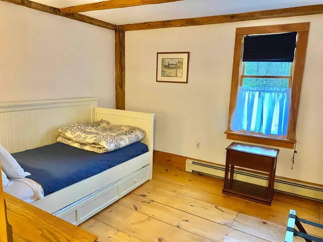 $5,200 | 867 Quaker Street, Henniker, NH 03242