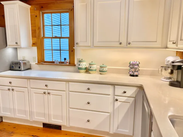 $5,200 | 867 Quaker Street, Henniker, NH 03242