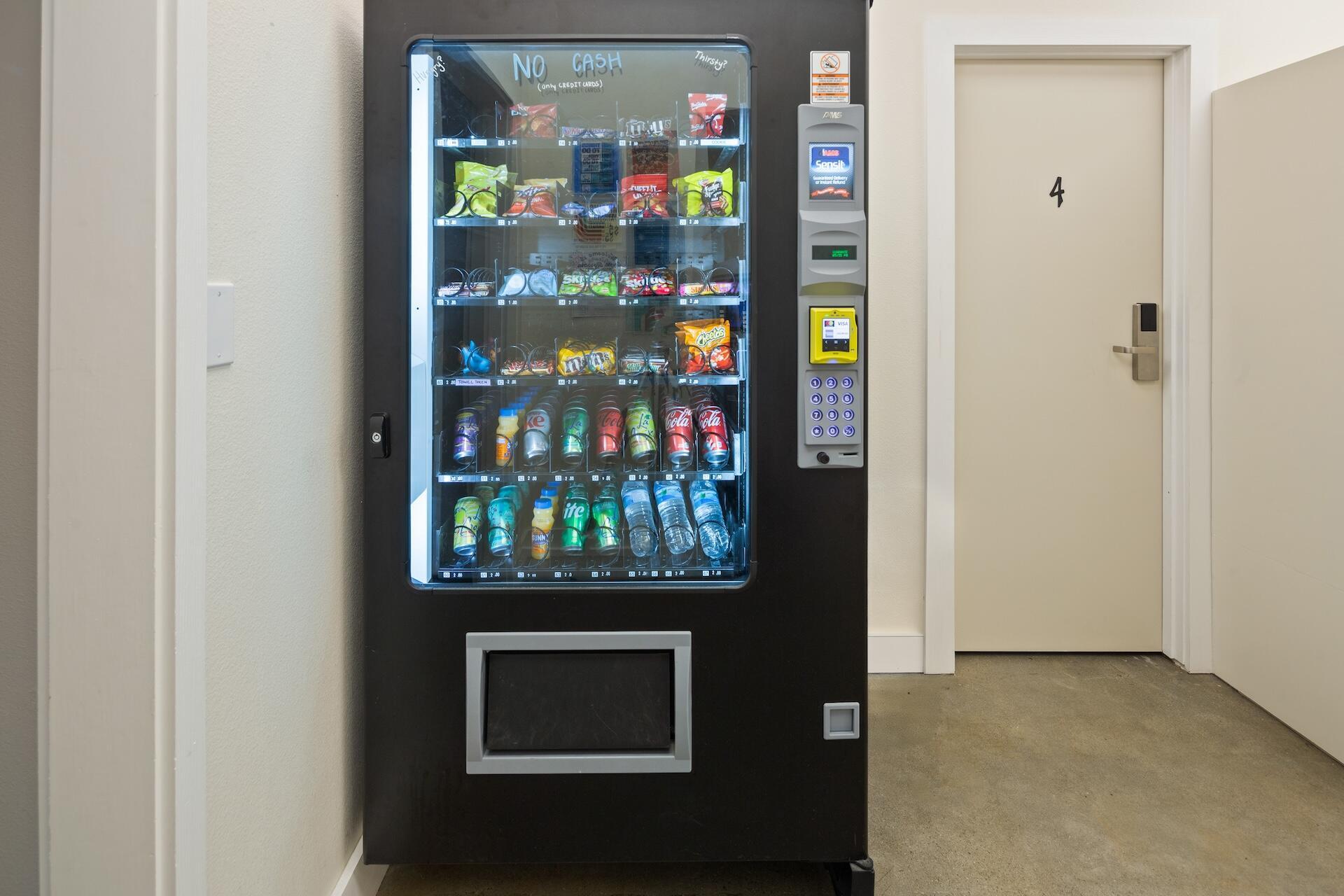 134 A Chapala Street Santa Barbara, CA 93101 - Photo 24 of 30 Vending