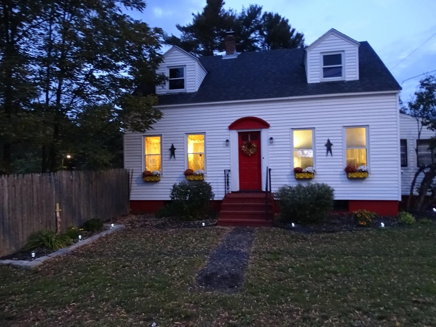 31 New Rochester Road Dover, NH 03820 - Photo 1 of 30
