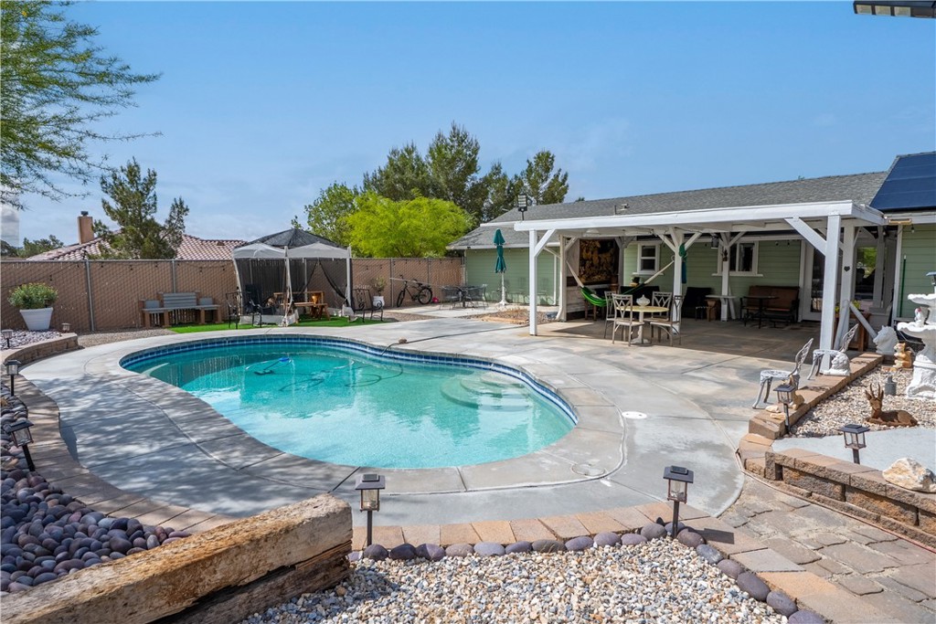 17133 Mesquite Road Apple Valley, CA 92307 - Photo 30 of 36