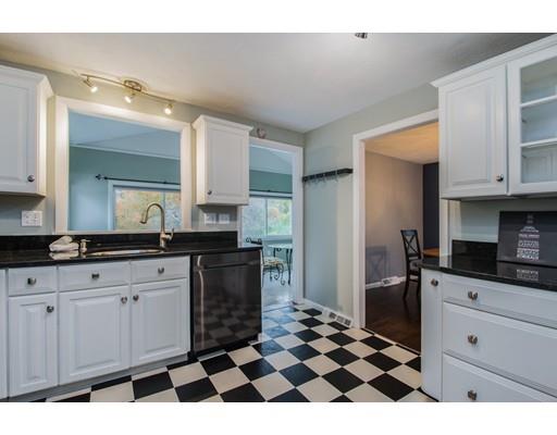 54 Simpson Road Marlborough, MA 01752 - Photo 12 of 36 Gallery Image 12