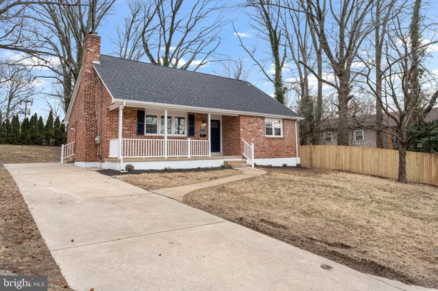 $429,900 | 210 Beechwood Road, Wilmington, DE 19809