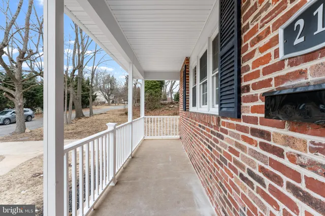 $429,900 | 210 Beechwood Road, Wilmington, DE 19809