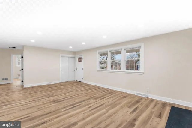 $429,900 | 210 Beechwood Road, Wilmington, DE 19809