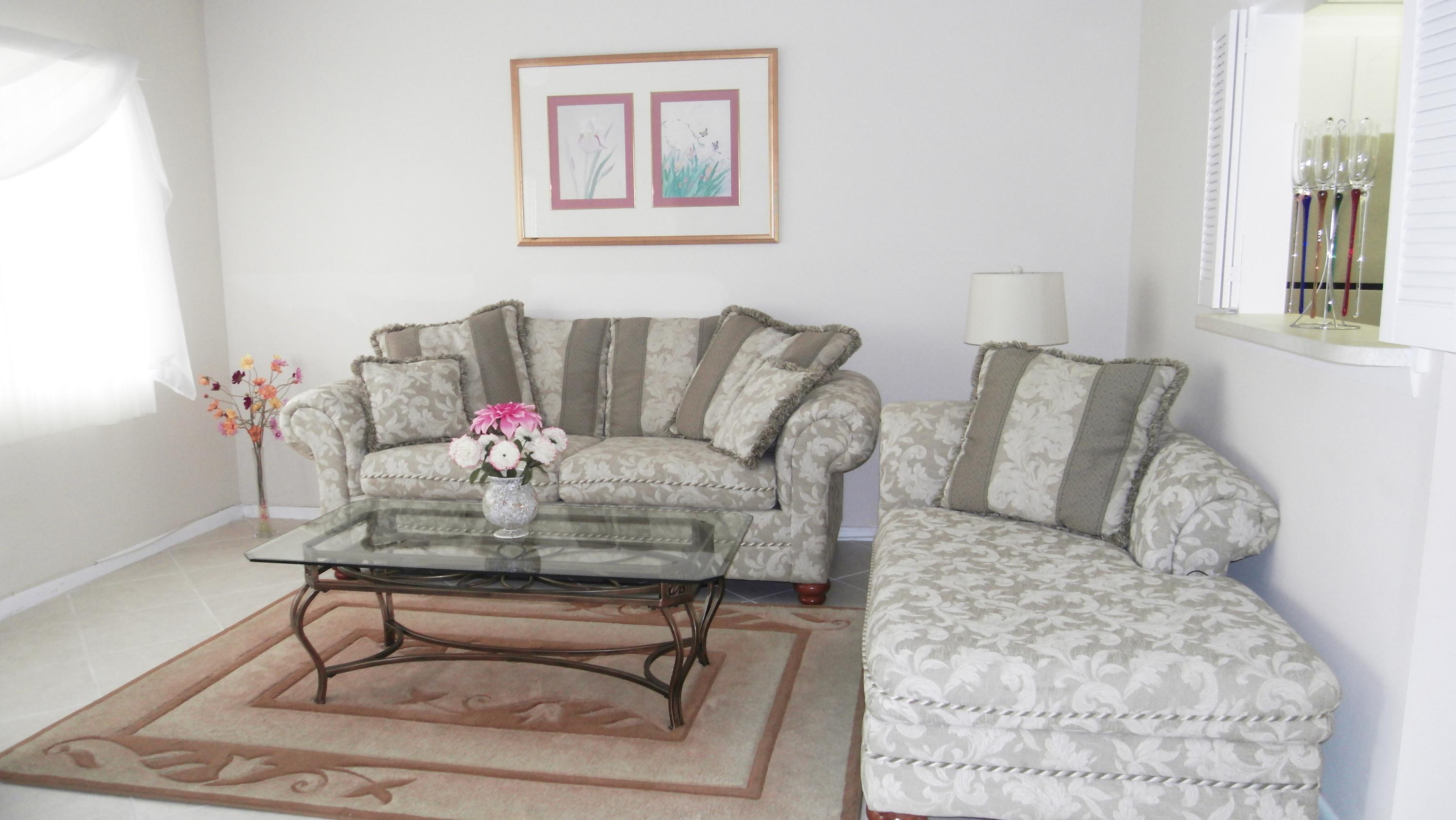 65 Brighton East, Unit B Boca Raton, FL 33434 - Photo 27 of 28 ZilLivingRoomCentury