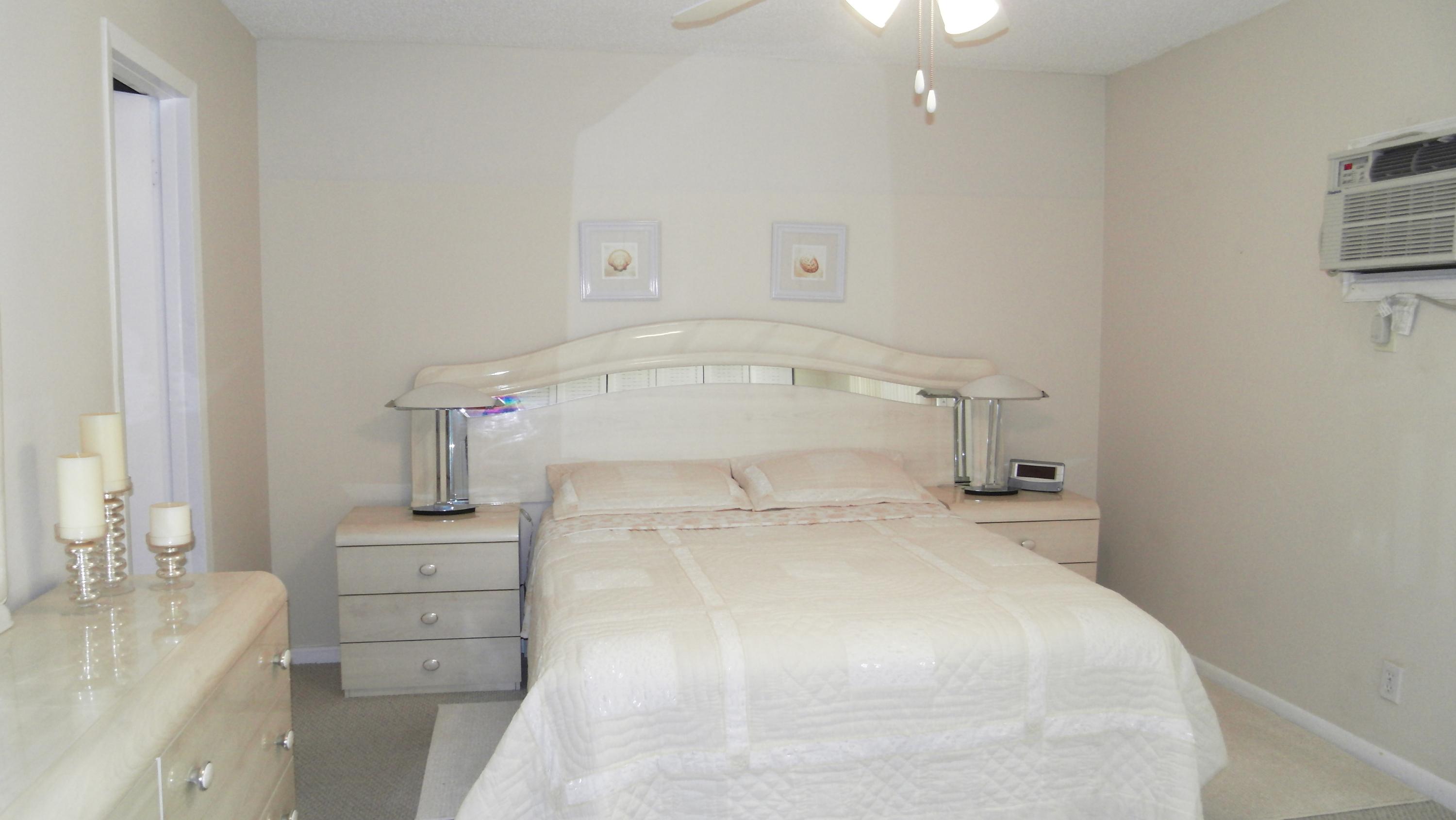 65 Brighton East, Unit B Boca Raton, FL 33434 - Photo 7 of 28 ZilMasterBR3Century