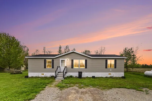$219,900 | 10952 Frost Road, Portland, MI 48875