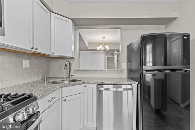 $2,500 | 105 Hopkins Court, Holland, PA 18966