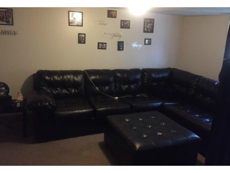 150 Budlong Road Cranston, RI 02920 - Photo 8 of 17 Living Room.