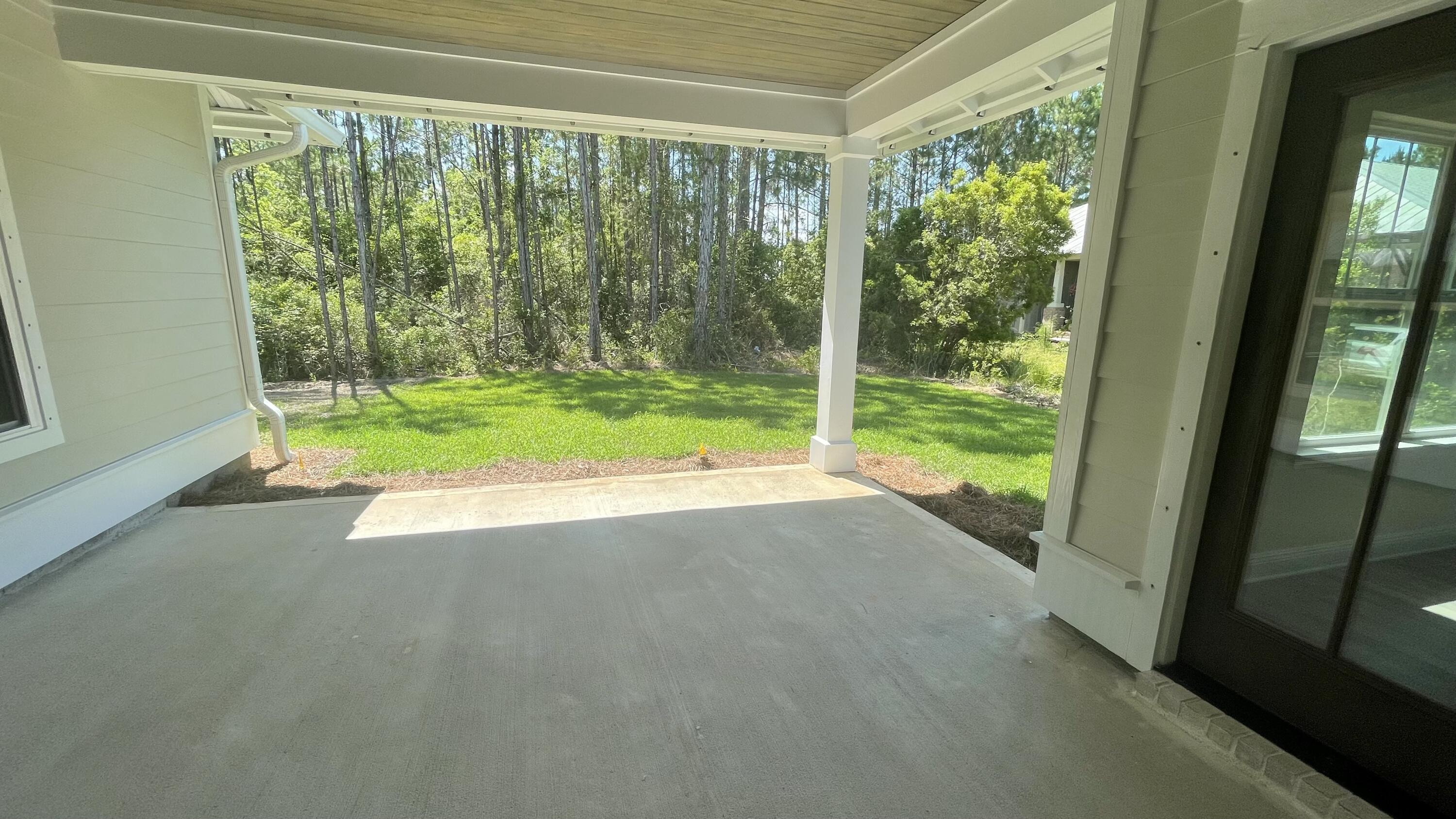 116 Bear Creek Boulevard Freeport, FL 32439 - Photo 15 of 16 a view of room with window and floor to ceiling window