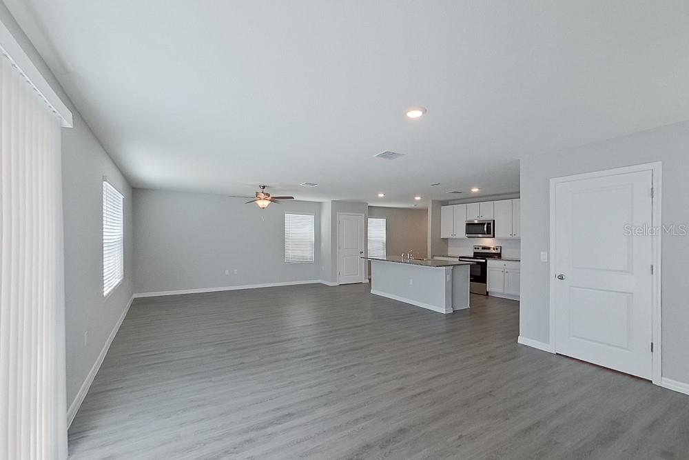 8645 Southwest 44th Court Ocala, FL 34476 - Photo 5 of 20