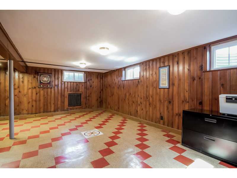 75 Pequot Road Pawtucket, RI 02861 - Photo 20 of 25 Bonus Room.
