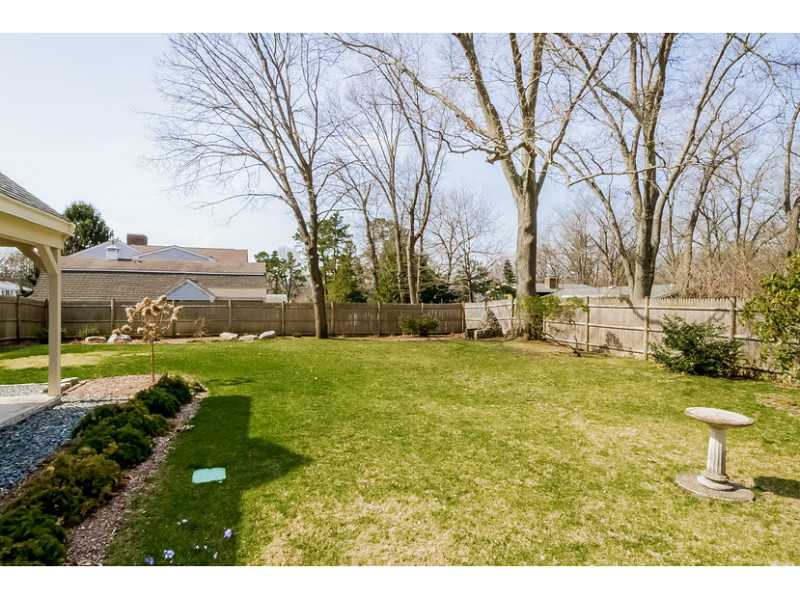 75 Pequot Road Pawtucket, RI 02861 - Photo 25 of 25 Yard/Garden.