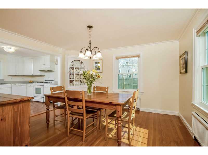 75 Pequot Road Pawtucket, RI 02861 - Photo 8 of 25 Dining Room.