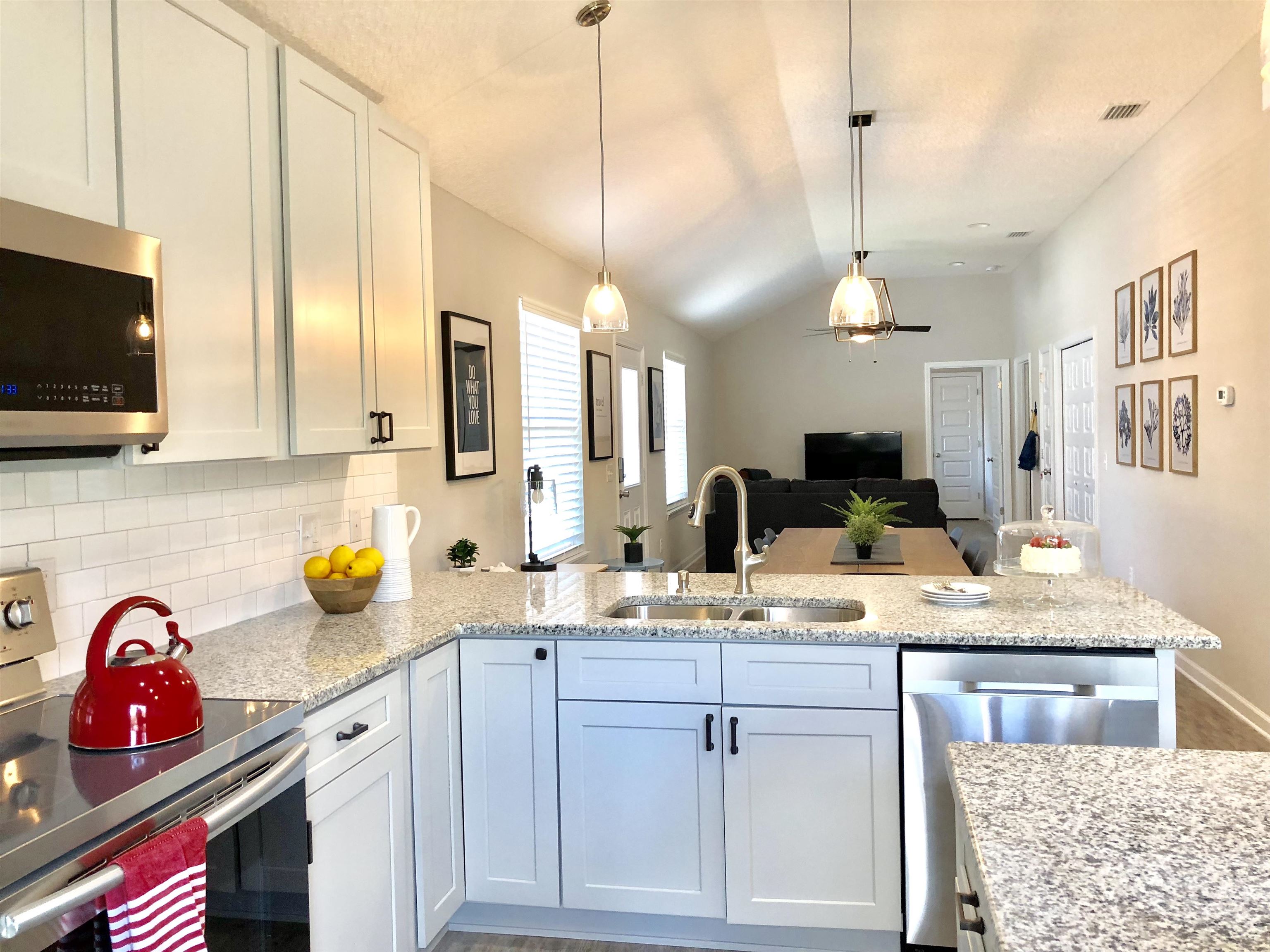 3877 Laurel Street St. Augustine, FL 32084 - Photo 11 of 26