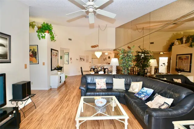 $325,000 | 6047 Bahia Del Mar Boulevard South, Unit 264, St. Petersburg, FL 33715