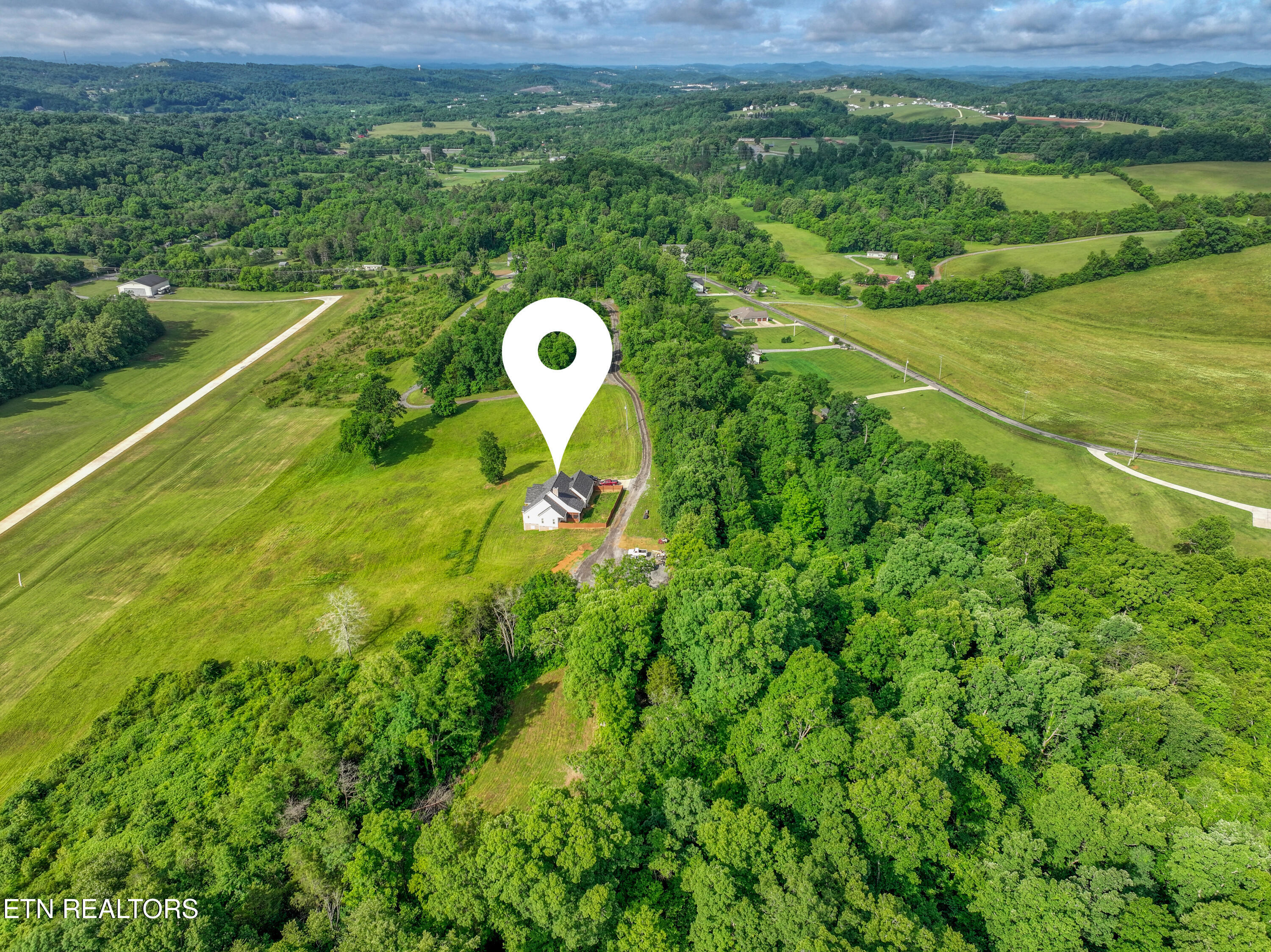 1110 Dalton Road Dandridge, TN 37725 - Photo 51 of 57 DJI_20260527094553_0261_D_114