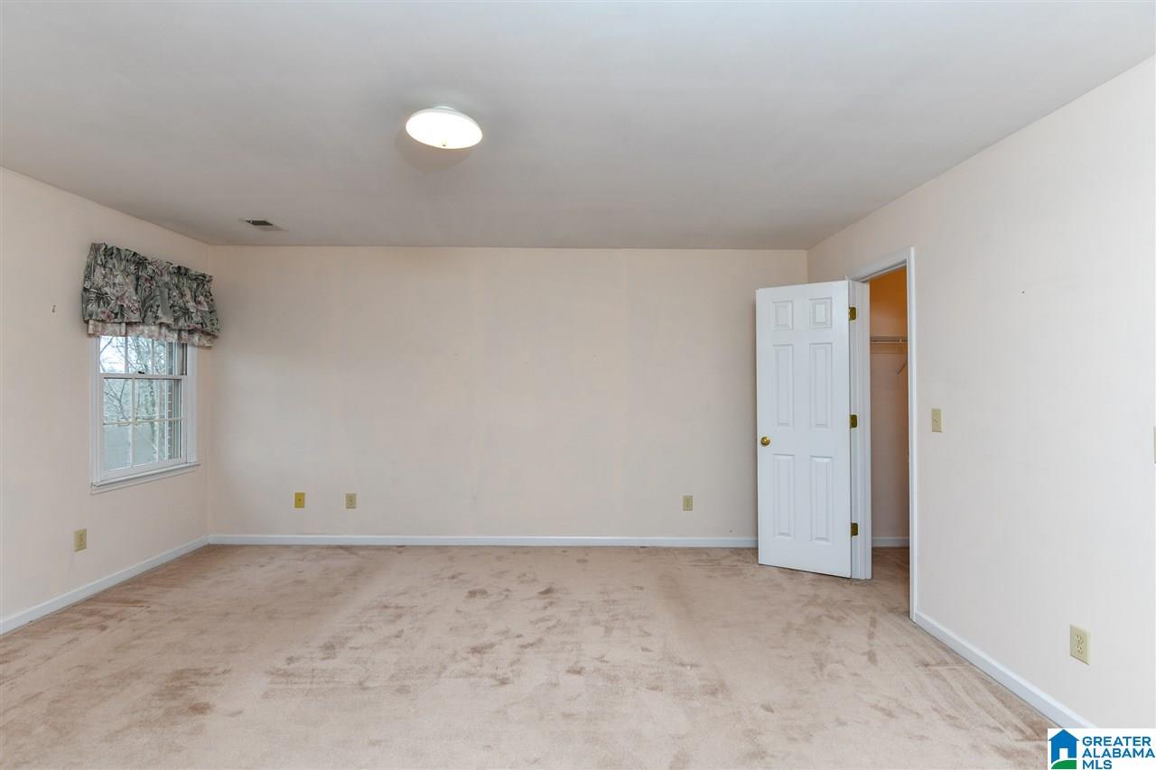 204 Newgate Circle Alabaster, AL 35007 - Photo 30 of 50