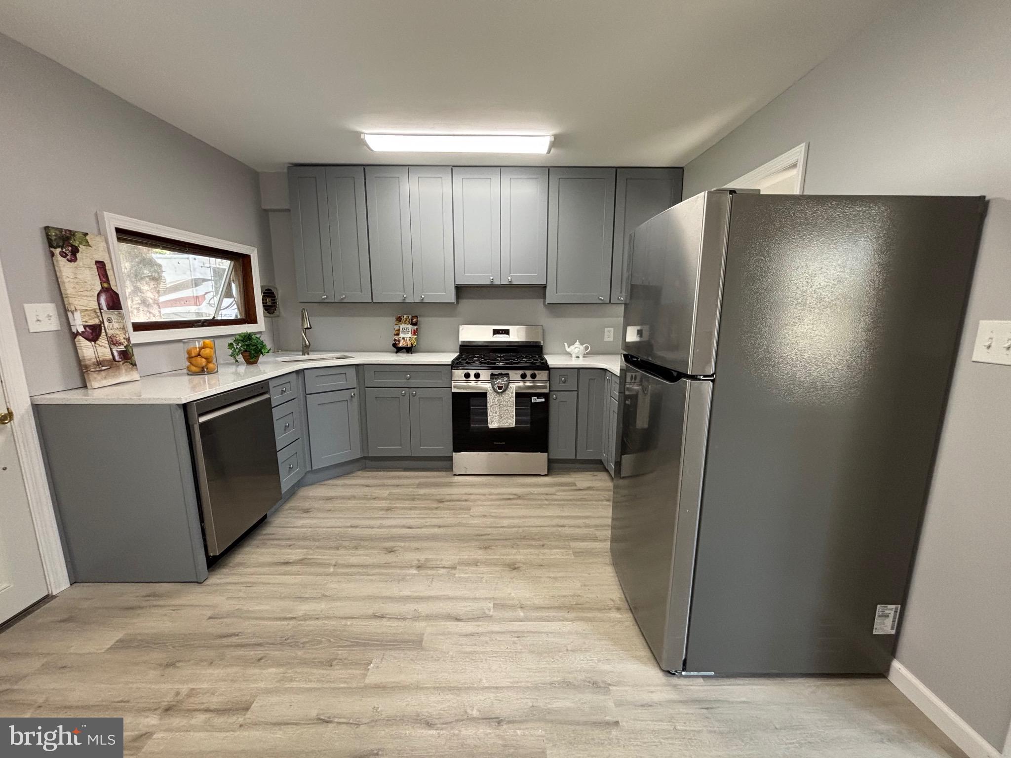 120 Phillips Avenue Hamilton, NJ 08610 - Photo 9 of 21 Kitchen