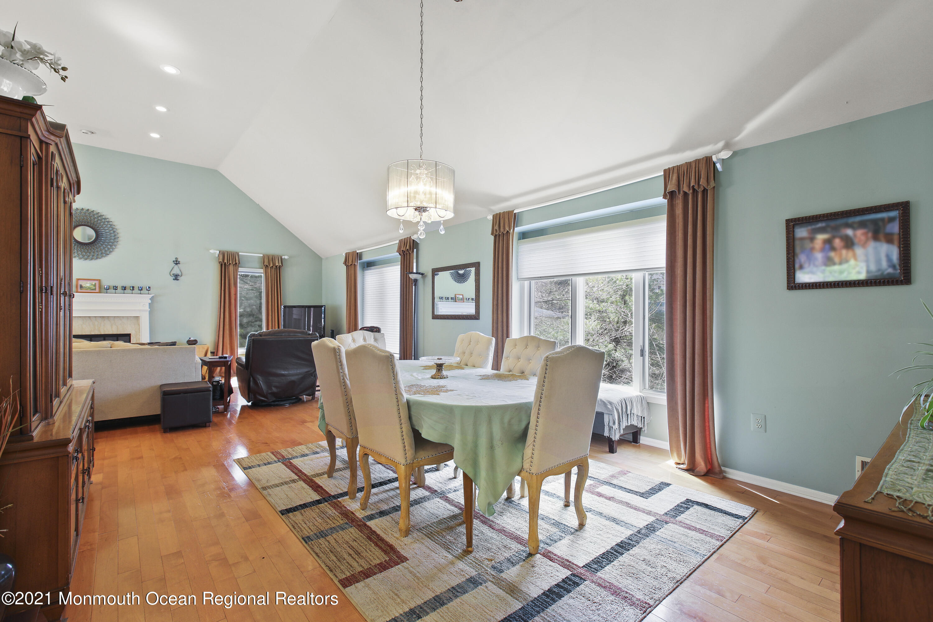 159 Van Brackle Road Aberdeen, NJ 07747 - Photo 12 of 46 5W5A0834
