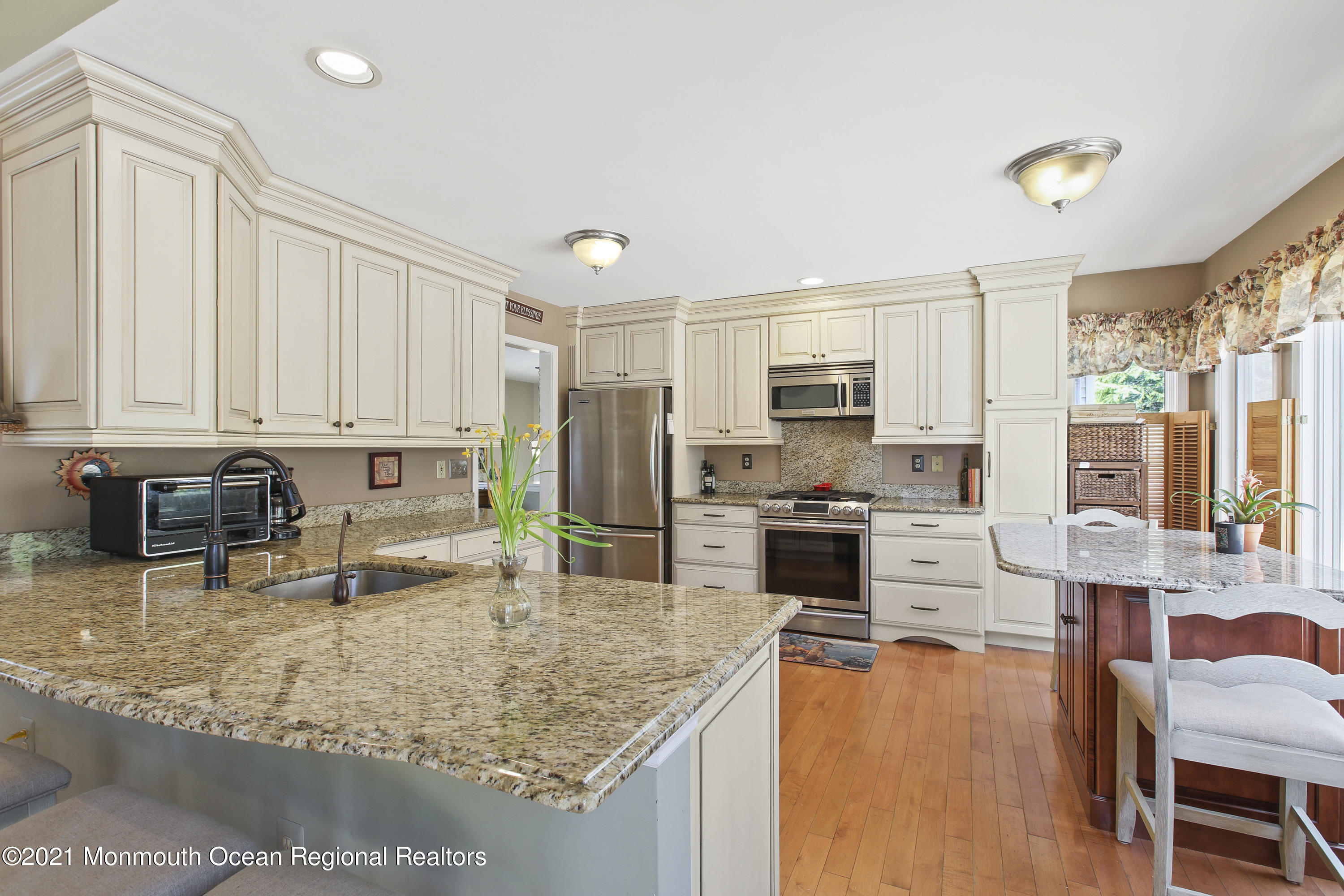 159 Van Brackle Road Aberdeen, NJ 07747 - Photo 15 of 46 5W5A0840